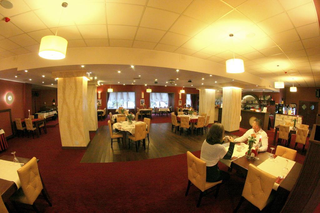 Hotel I Restauracja Zloty Las Экстерьер фото